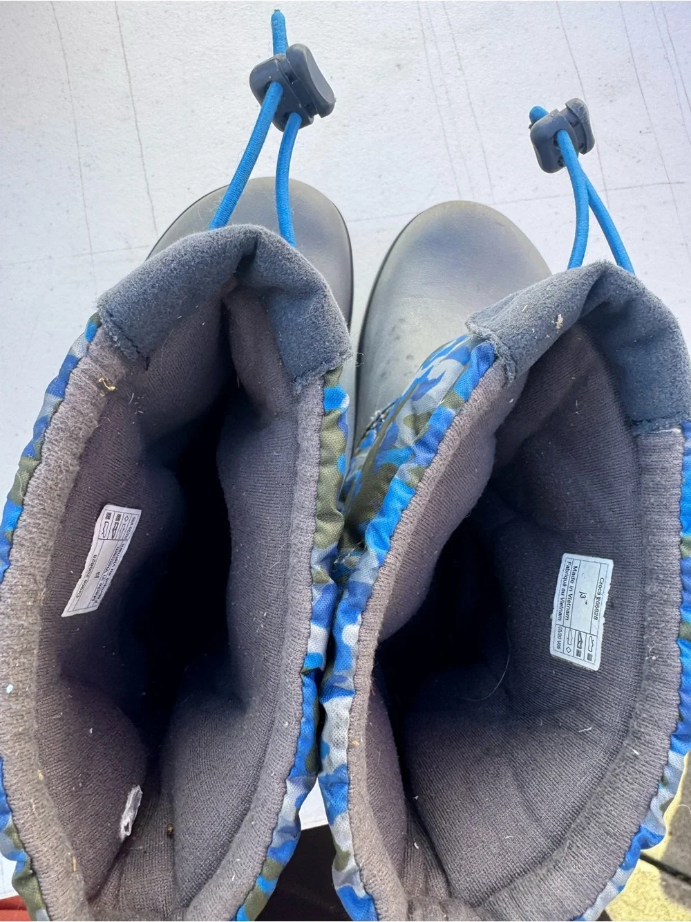 CROCS Kids Gray & Blue Camo Waterproof Winter Boots